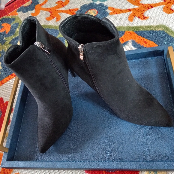 Black Suede like Ankle Boot - Picture 2 of 3